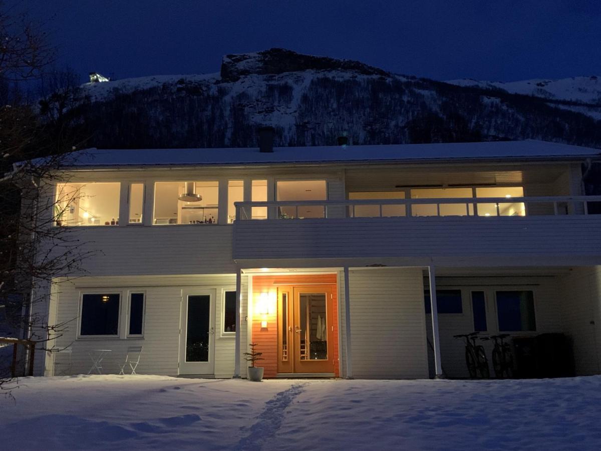 Villa Top View Tromsø Eksteriør billede